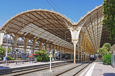 Transferts gares et hôtels